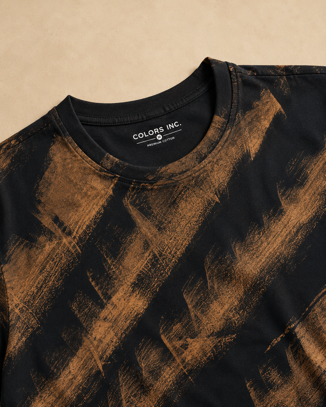 Brushed Diagonal Stripes Bleached T -shirt neck focus view